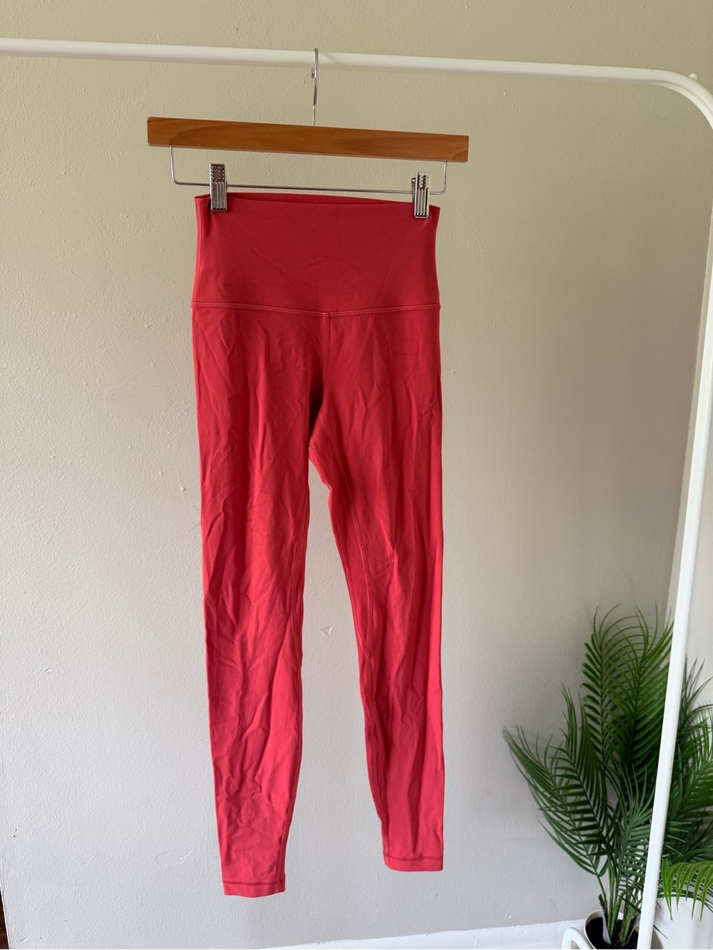 Lululemon align 28” desert red high rise leggings size 4